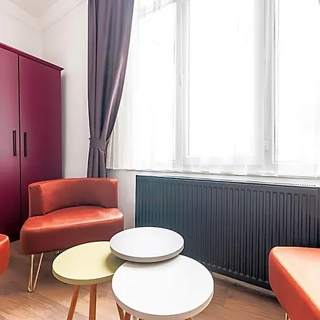 Perazre Hotel
