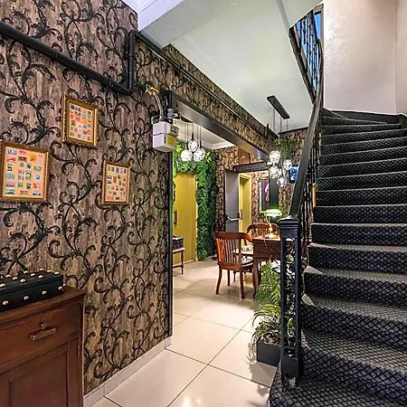 Perazre Hotel 3*