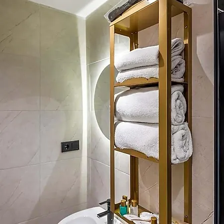 Perazre Hotel 3*